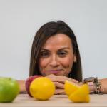 Mamen Lahuerta. Primer plano con frutas